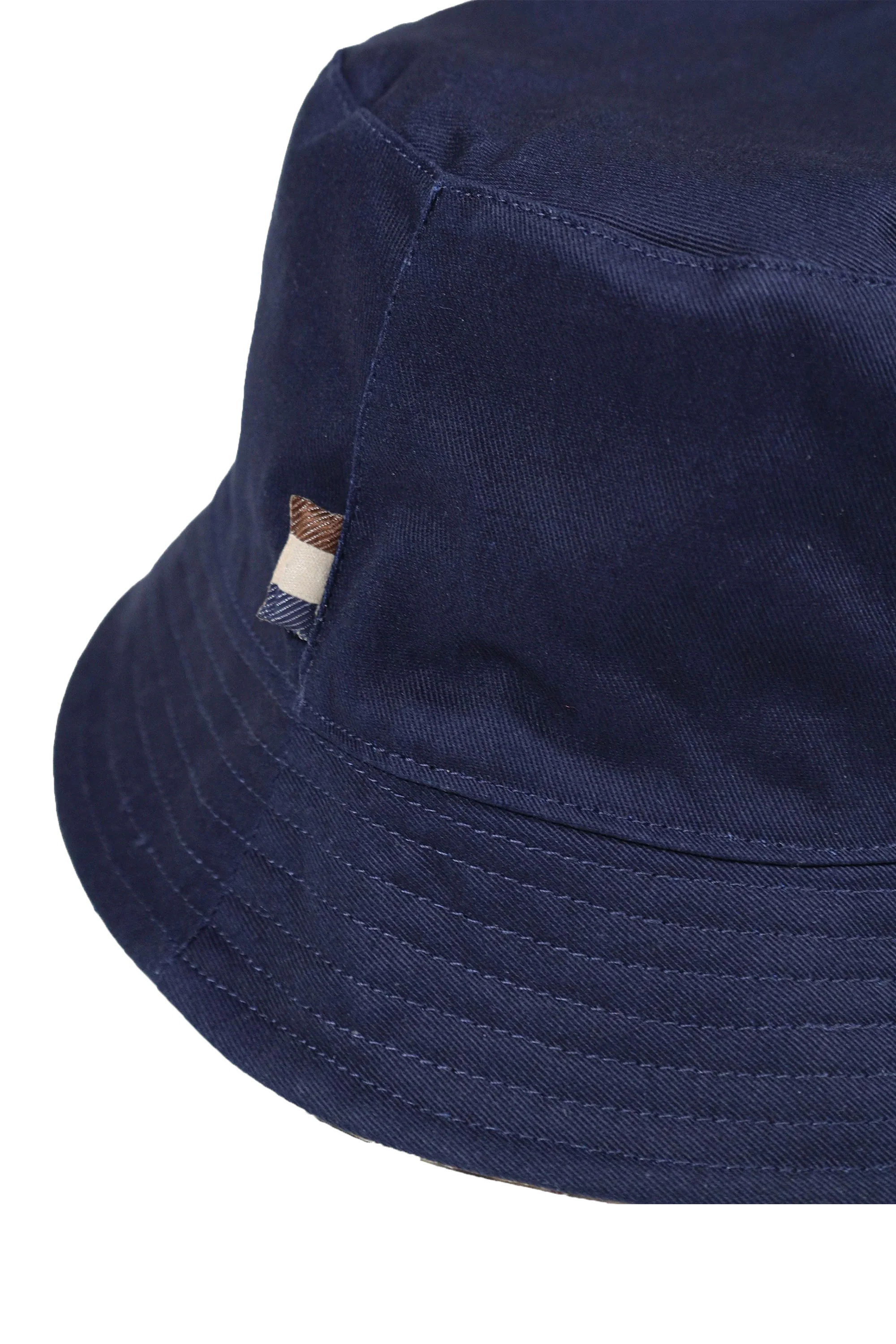 AQUASCUTUM REVERSABLE COTTON BUCKET HAT CHECK - Image 3