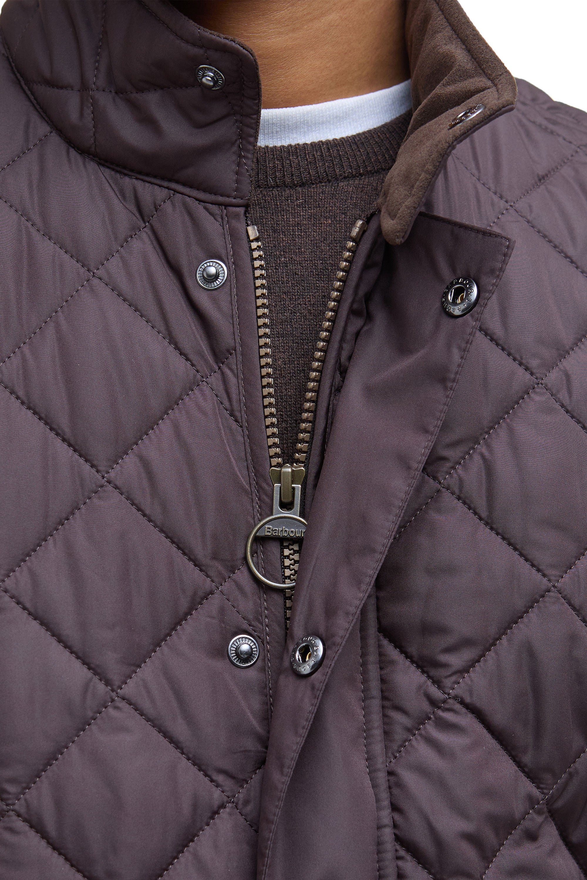 BARBOUR LOWERDALE GILET BLACK OAK - Image 4