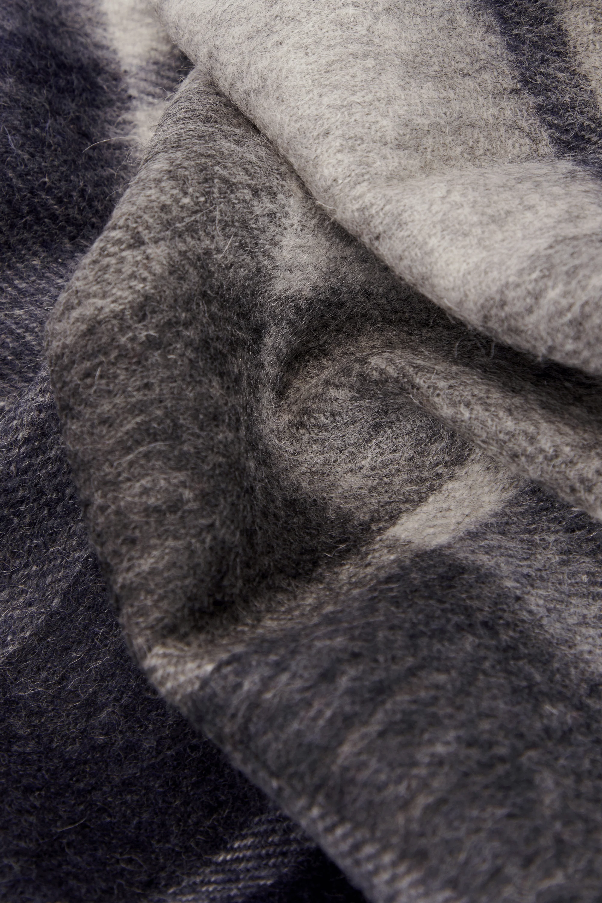 Barbour Carrbridge Tartan Scarf Blue Granite - Image 3