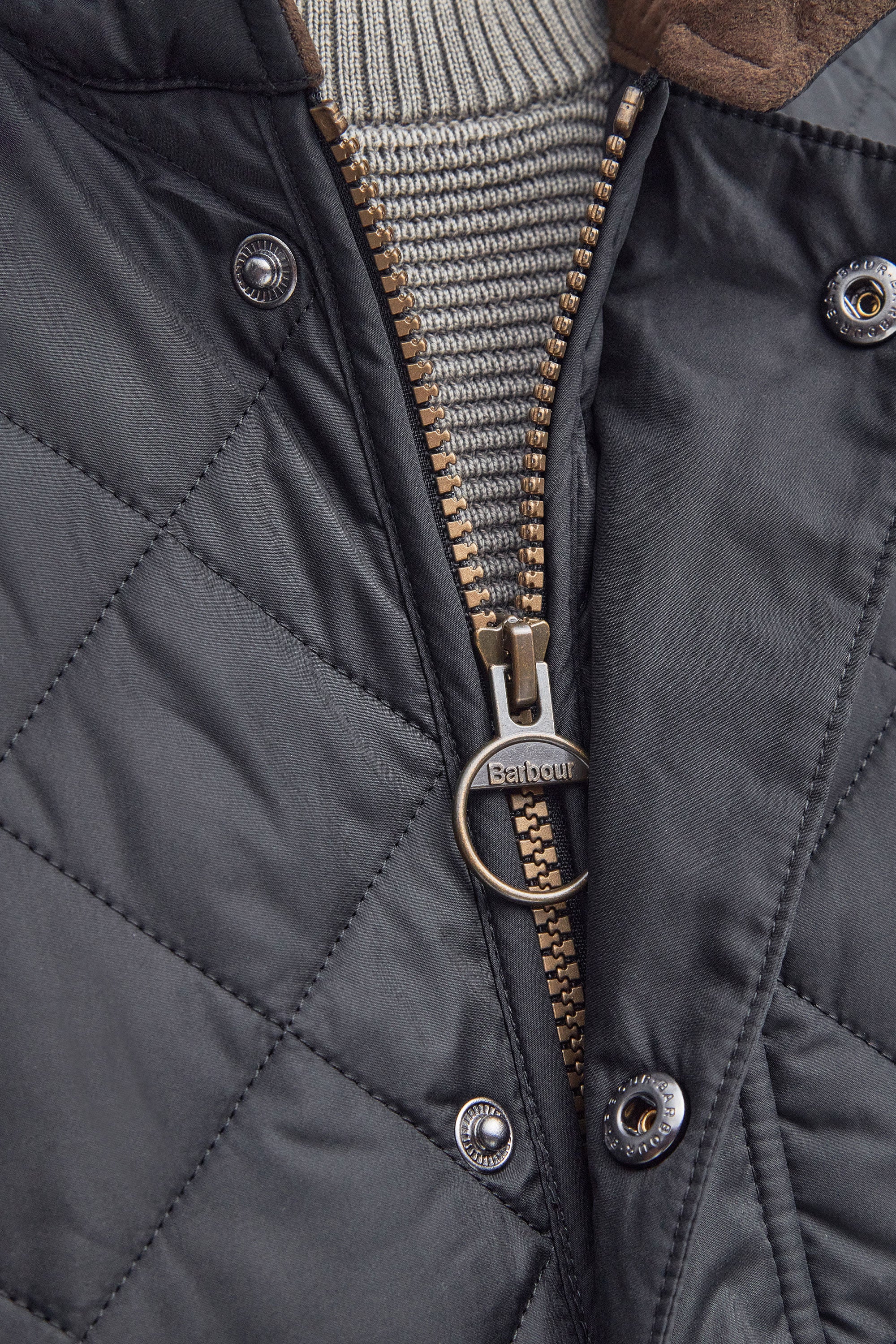 Barbour Lowerdale Quilted Gilet Navy - Image 4