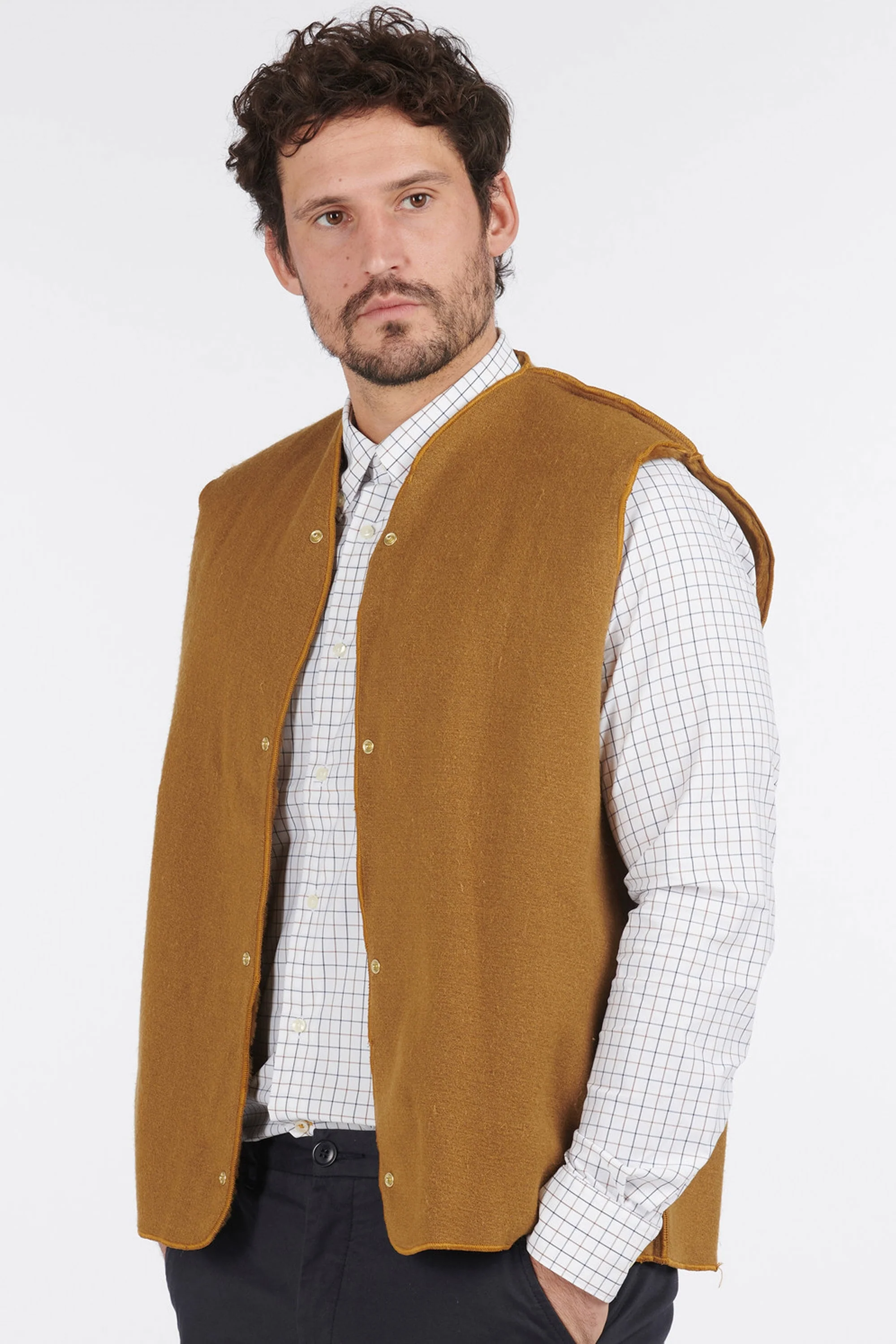 Barbour Warm Pile Press Stud Liner Gilet Brown - Image 2