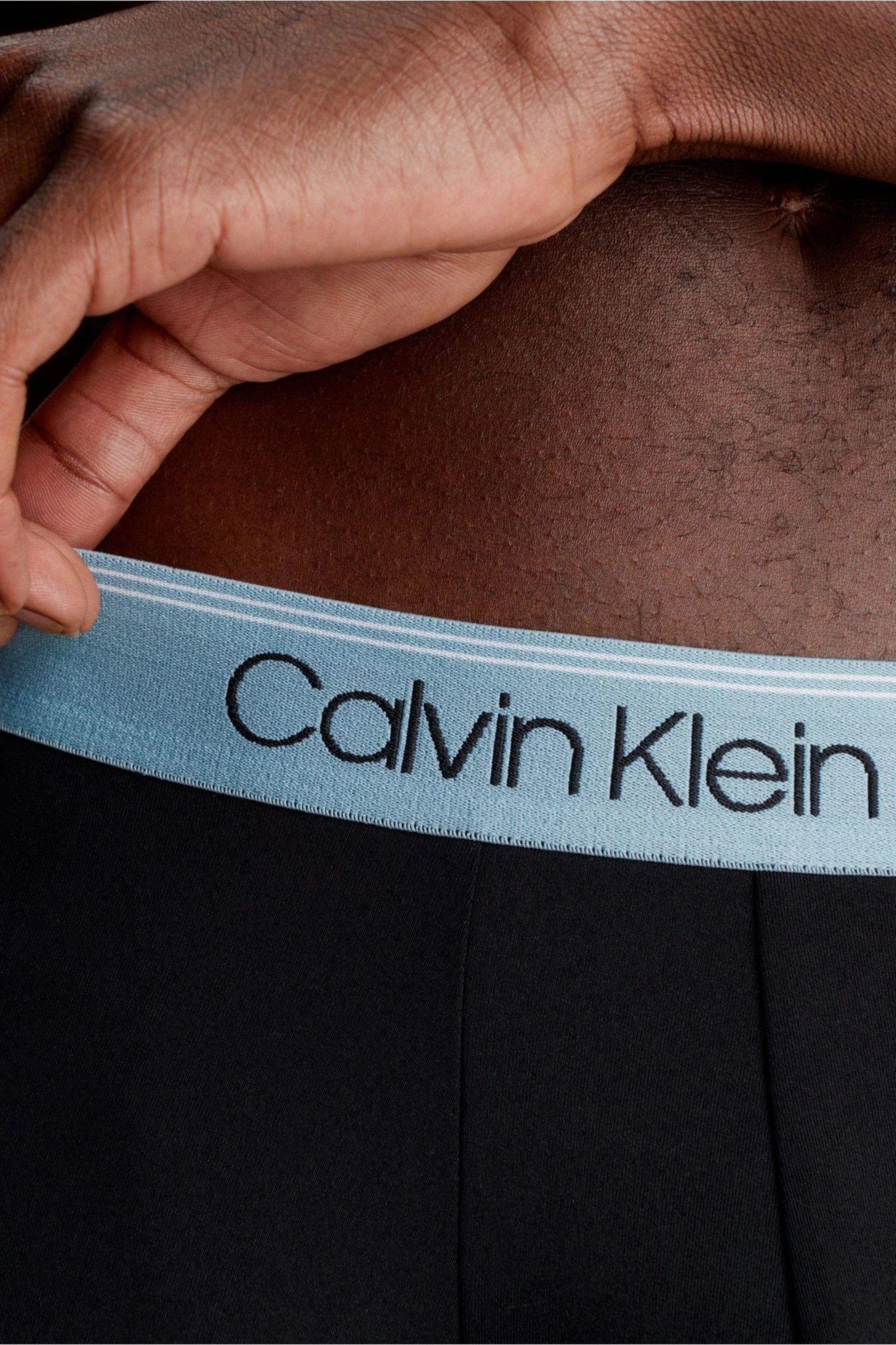 Calvin Klein Microfiber Boxer Brief B-black Aronachesapeake Bay - Image 2