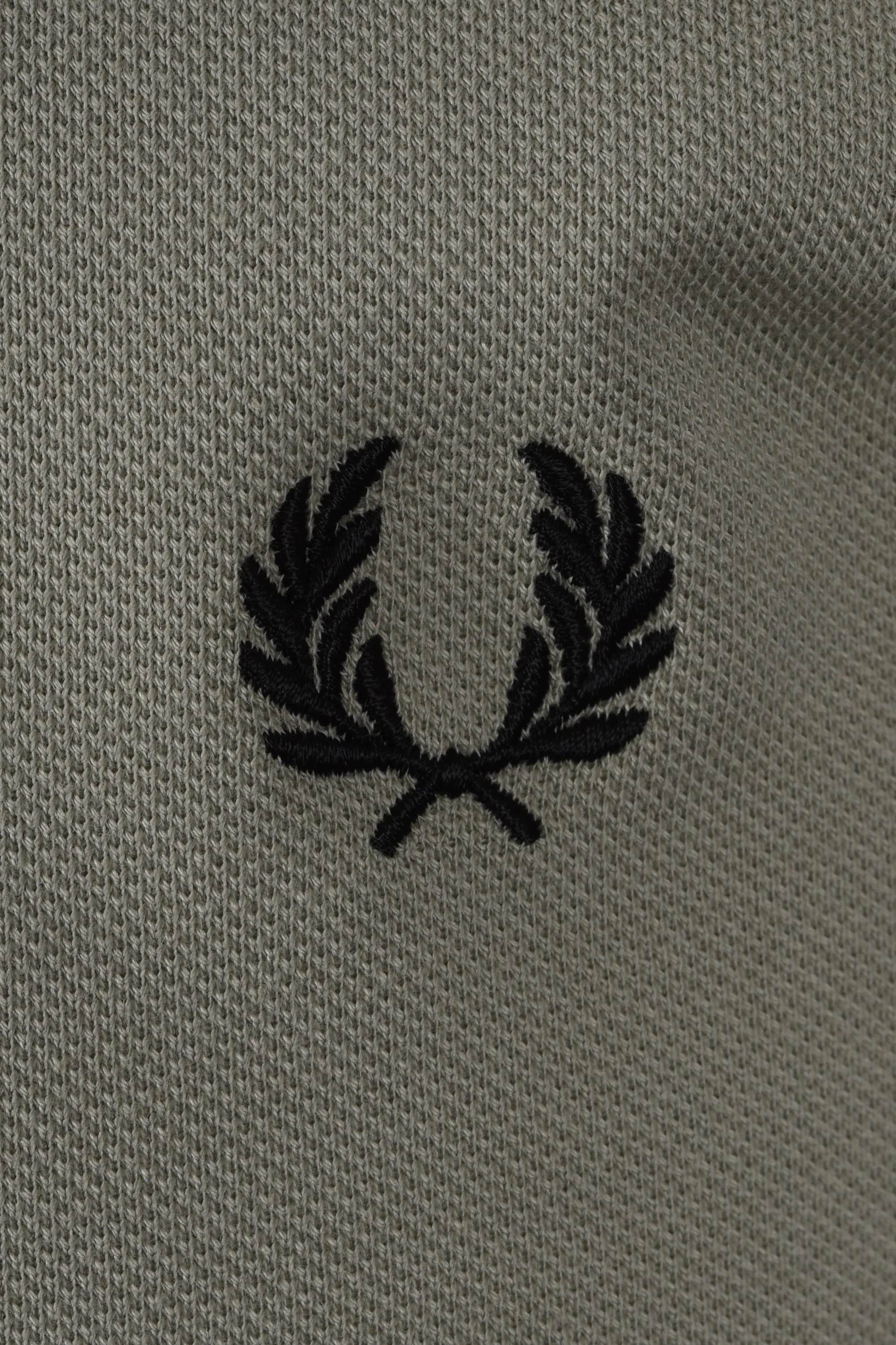 FRED PERRY TWIN TIPPED POLO SEAGRASS/BLACK - Image 3