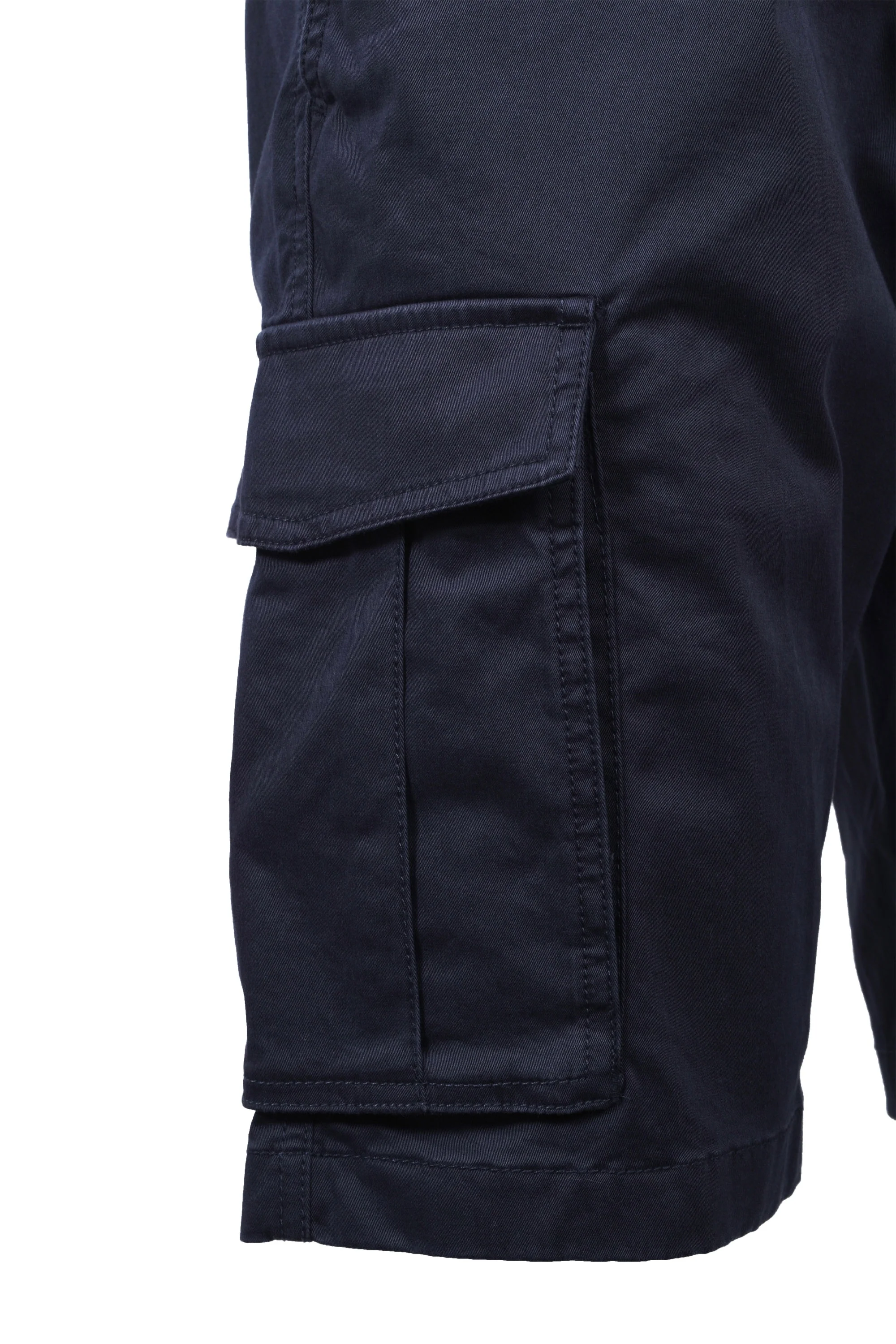 Gant D1 Relaxed Twill Cargo Shorts Marine - Image 2
