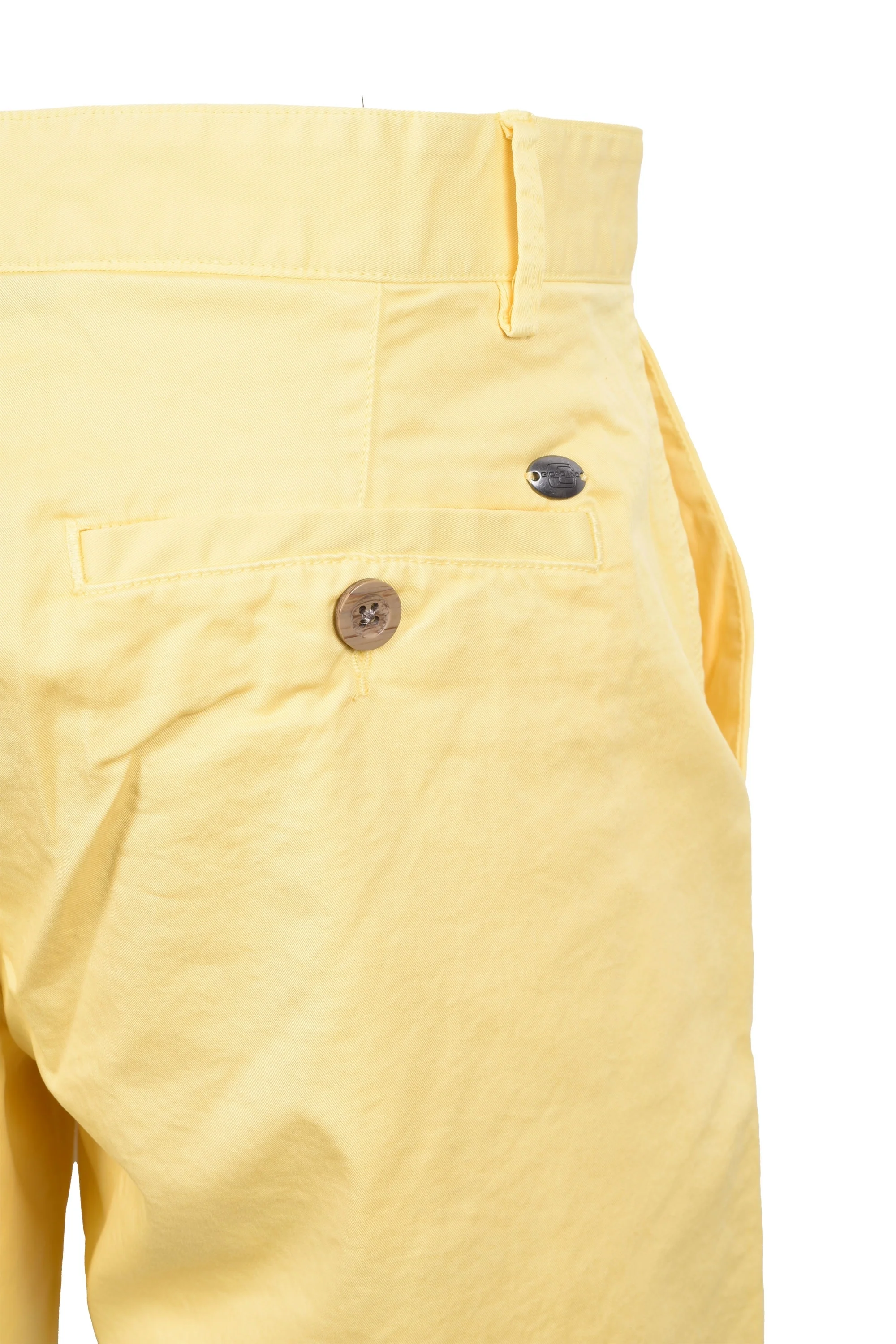 Giordano Stockholm Short Yellow - Image 3
