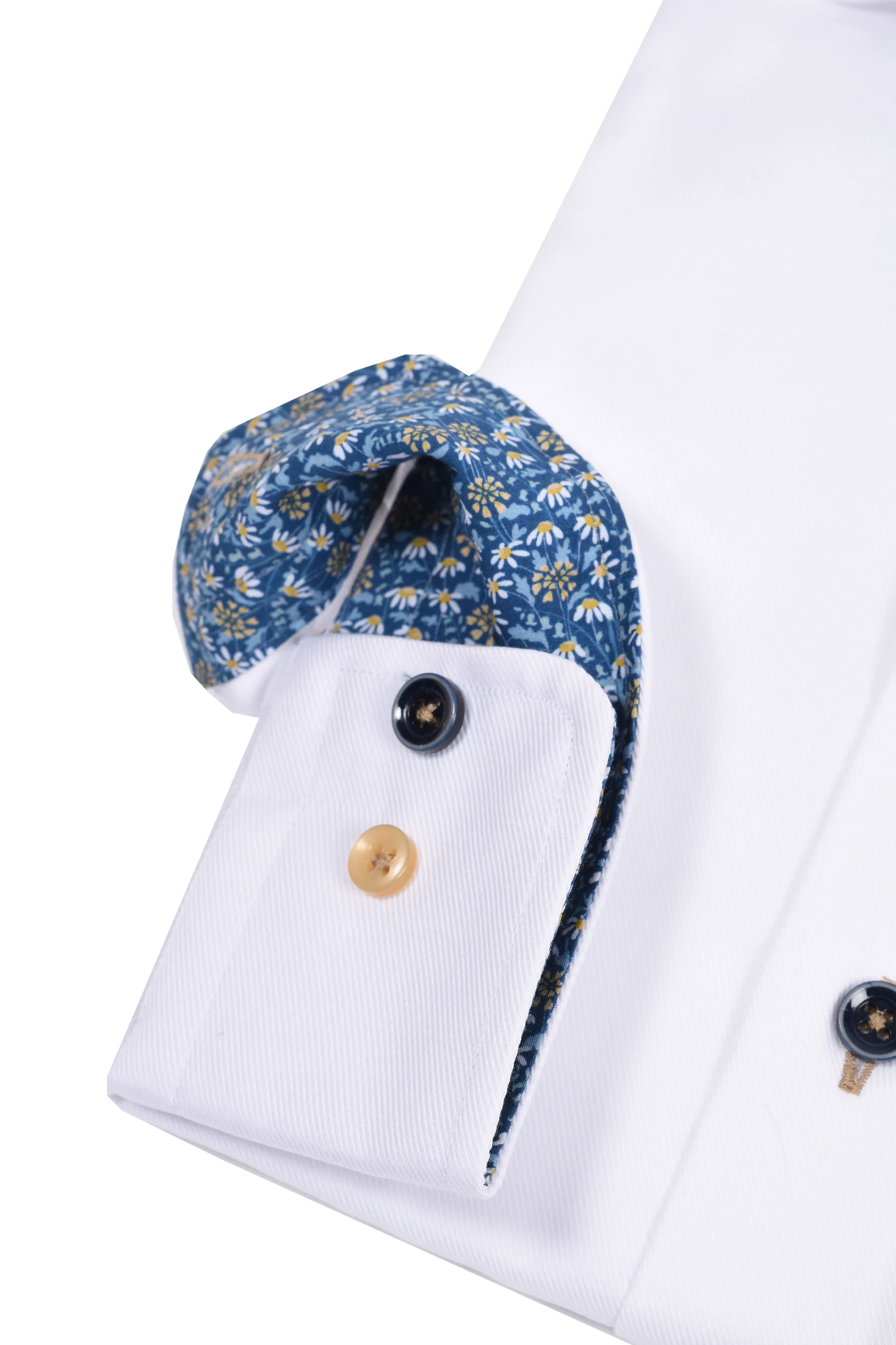 R2 Long Sleeved Cut Away Collar Shirt White - Image 3